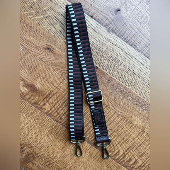 Portland leather purse strap. - Picture 8 of 9